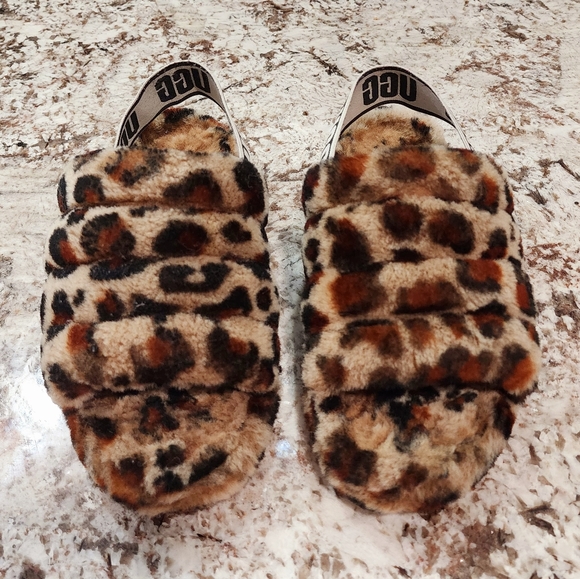 UGG Fluff Yeah Slides - Picture 4 of 6